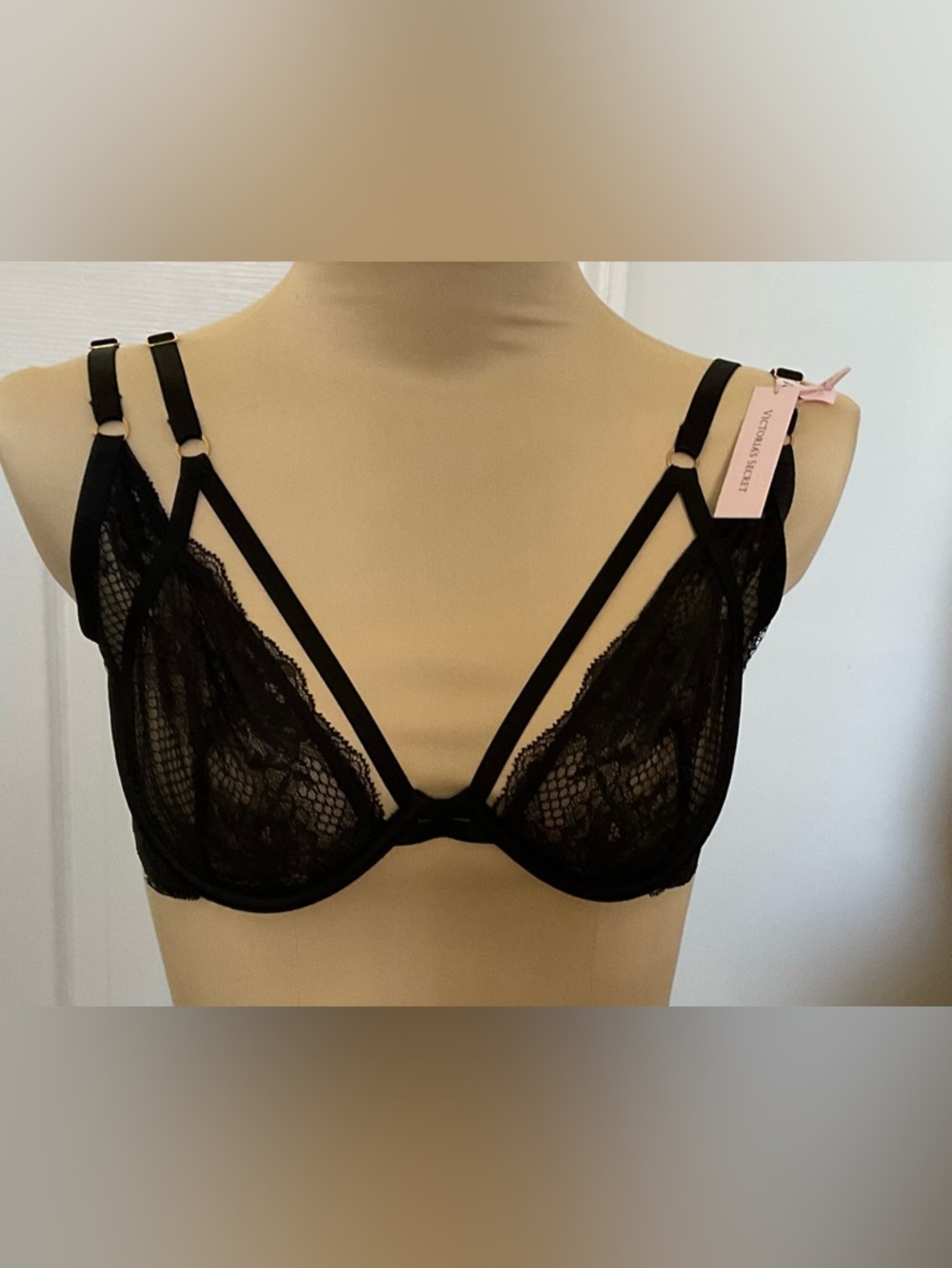 Victoria's Secret Very Sexy Fishnet Lace Low Cut Demi Underwire Bra 36DD NWT